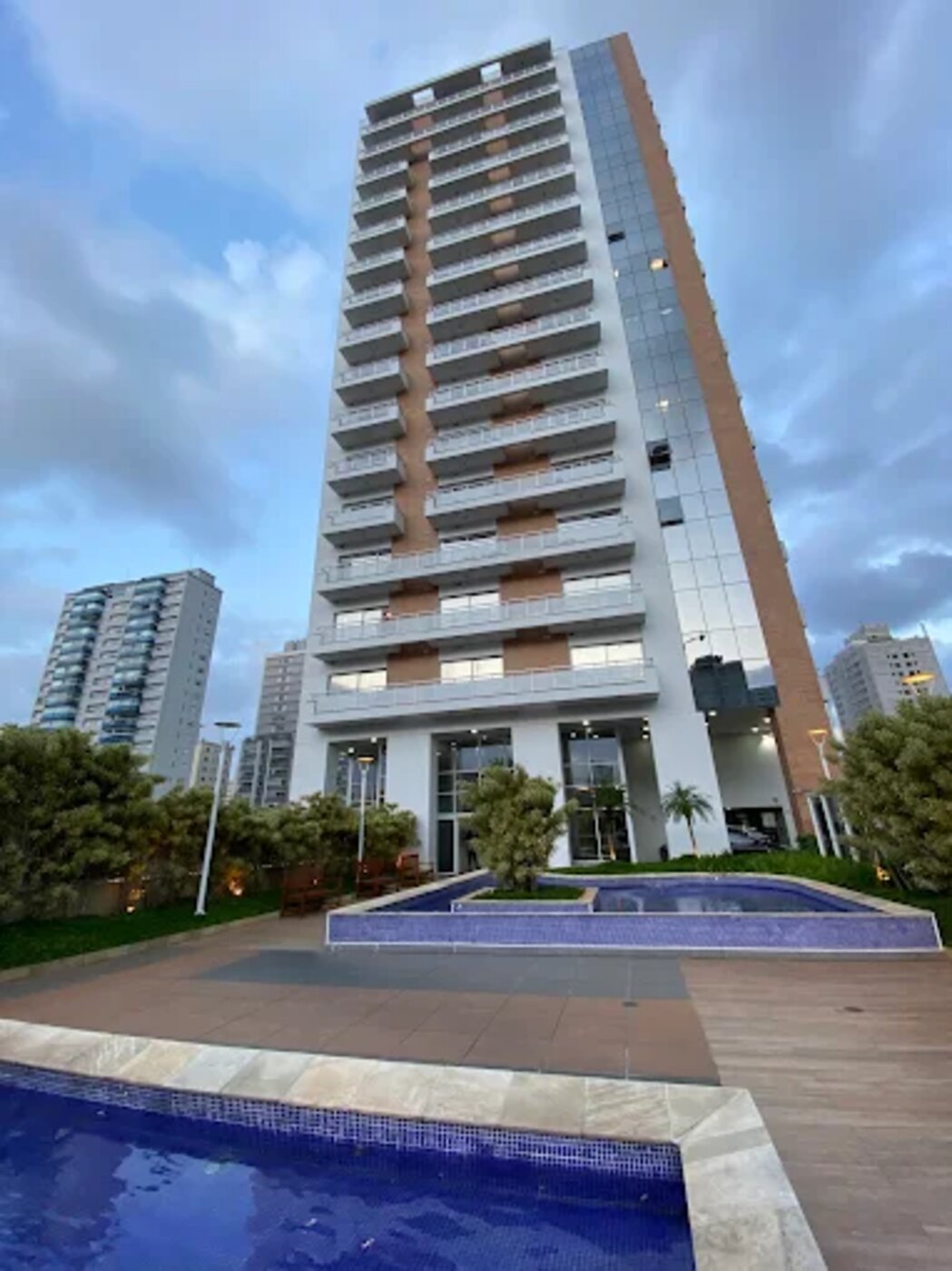 Fachada do prédio onde fica o consultório